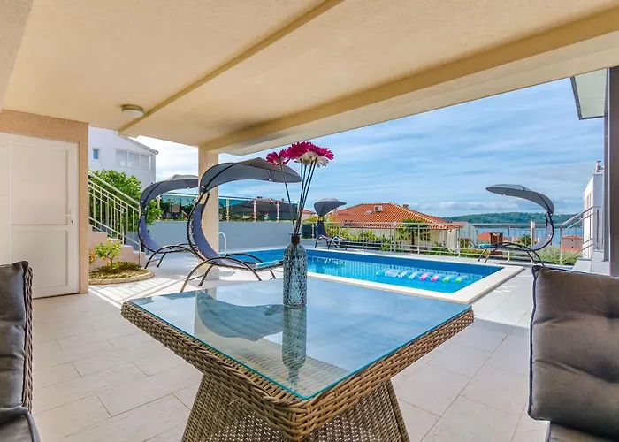 Urban Villa