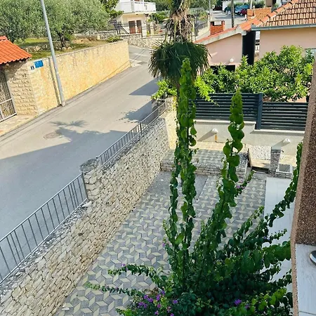 Vila Urban *
