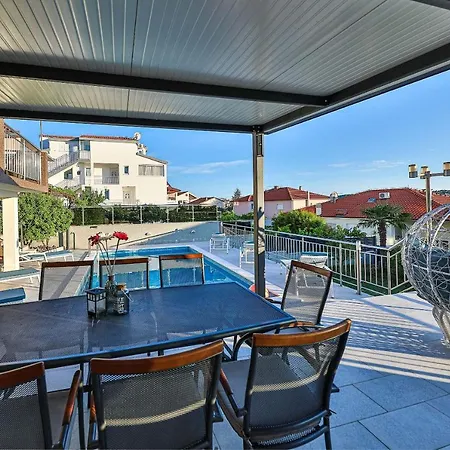 Urban Villa *